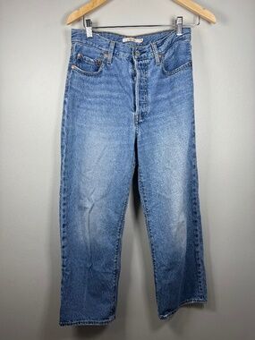 Levi's Light Blue Cropped Ankle Jeans